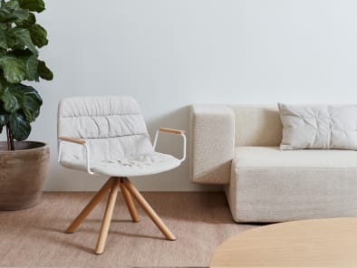 18-0114715_Viccarbe_Chairs_Stools